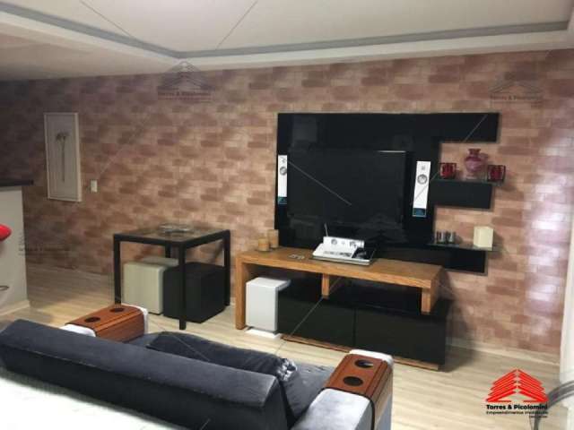 Apartamento Flat  à venda Mooca 52 m2 com sacada , lavabo, 1 vaga. Reformado, mobiliado, ar condicionado. Prédio com recepção, concierge, salão gourme