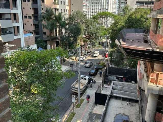 Apartamento stúdio a Venda em Pinheiros , Rua Alves Guimarães , 1 dormitório a 300 metros do Metrô Oscar Freire.