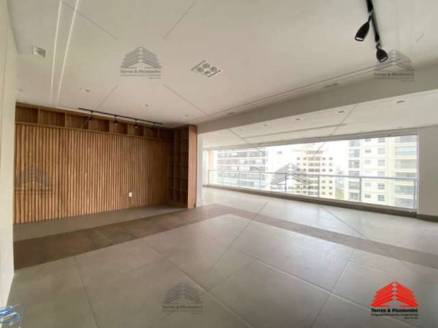 Apartamento  Mooca 4 dormitorios 3 suites 3 vagas demarcadas,186m de area util, lazer de clube, localizaçao mais que previlegiada, entrar e morar