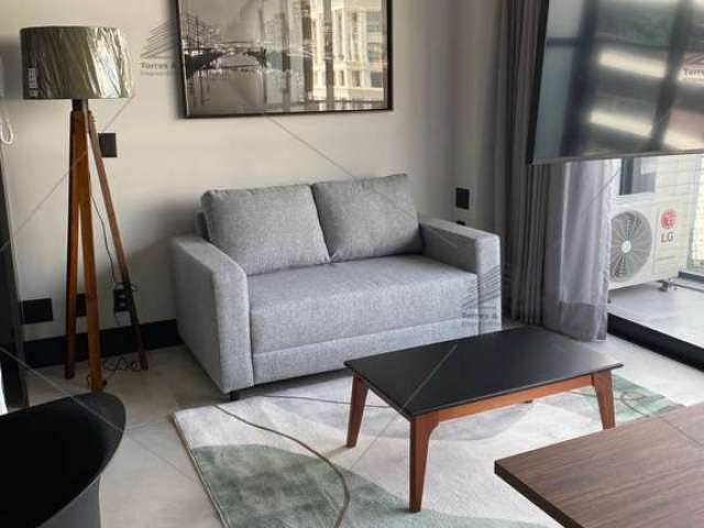 Apartamento à venda ao lado da av. Faria Lima,  42m² com 1 suite, sala, varanda, cozinha, 1 vaga, na Vila Olímpia,  - São Paulo - SP