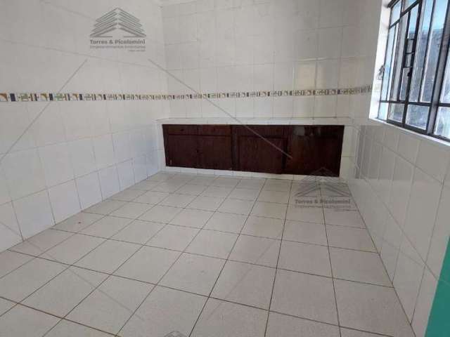 Sobrado comercial de 250 m² a venda no Ipiranga, com 5 salas, 3 banheiros, depósito, edícula, 4 vagas de garagem, lavanderia, area de serviço, varanda