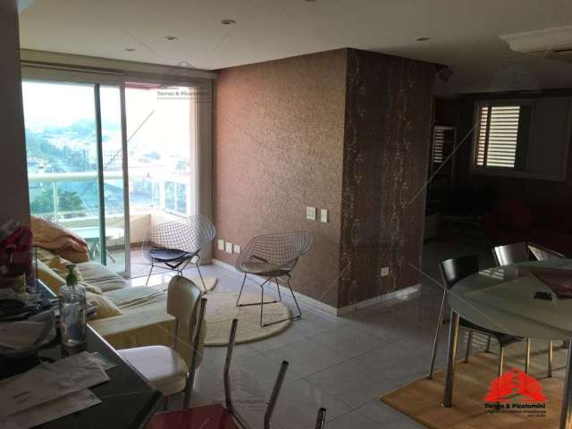 Apartamento de 150 m² a venda com 3 dormitórios sendo 3 suítes, sala de estar, cozinha americana, varanda, mobiliado, ar condicionado, 4 vagas