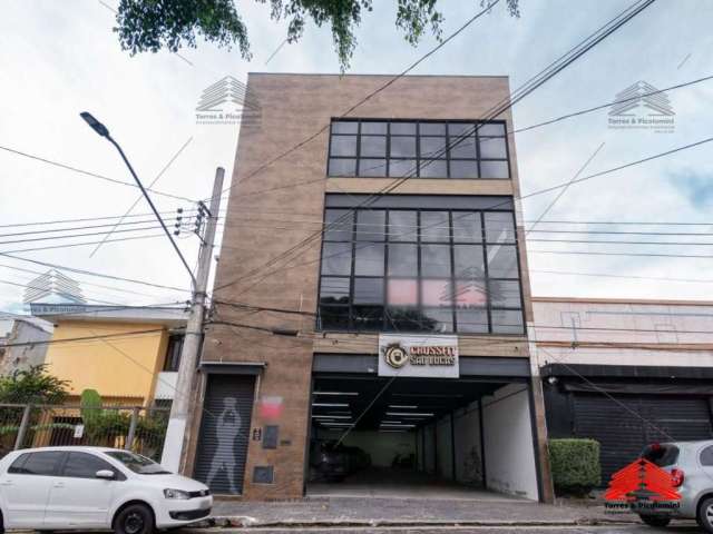 Prédio comercial para locação no parque São Lucas com 675m² , 3 andares com vaga para 12 carros, e 2 vestiários.