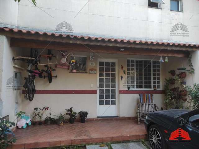 Casa em condominio fechado em Santo Andre, 3 dormitorios, lazer completo, seguranca 24h com ronda interna, cozinha planejada, 2 banheiros e 2 vagas