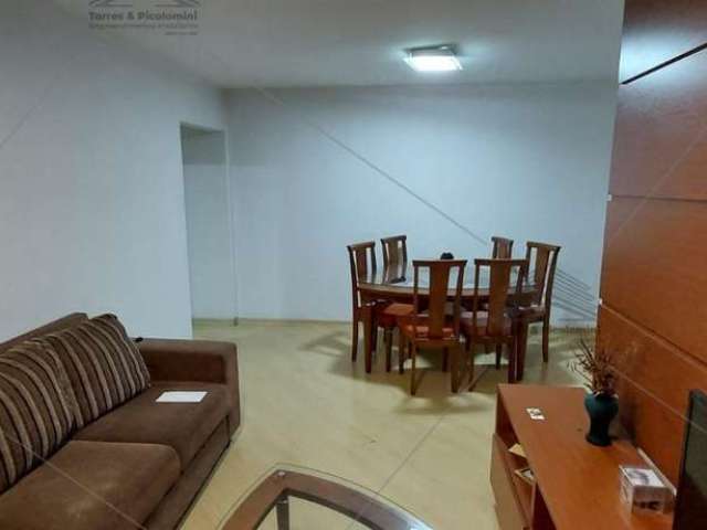 Apartamento na Mooca, com 02  dormitórios, sala ampla, cozinha planejada, escritório, 02  banheiros