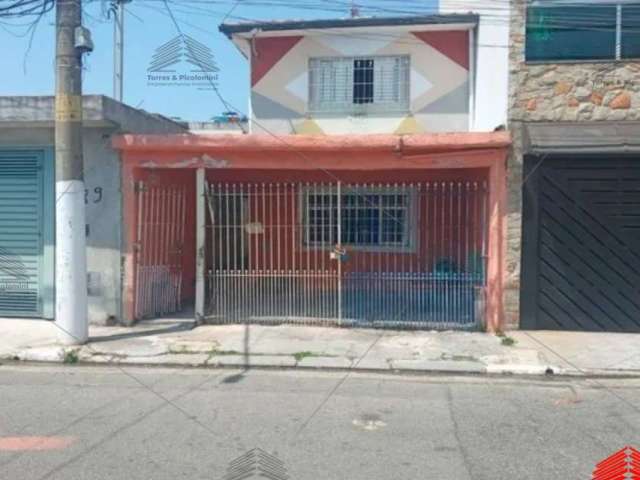 Sobrado de 90 m² a venda na Vila Formosa, com 2 dormitórios, 2 banheiros, lavanderia, área de serviço, cozinha, 1 vaga de garagem