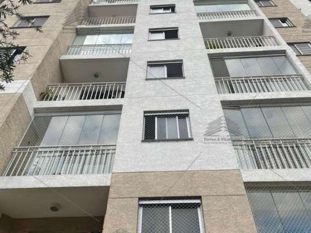 Apartamento a venda e locação no Tatuapé com 63m², 3 dormitórios, sala 2 ambientes com sacada, cozinha com área de serviço, 2 banheiros e vaga.