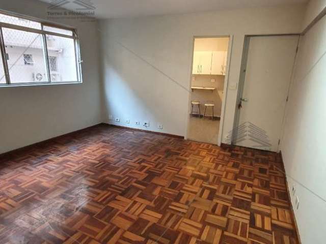 Apartamento de 3 quartos para locação em Cerqueira César, São Paulo-SP: 90m², sala, 2 banheiros. Venha conferir!