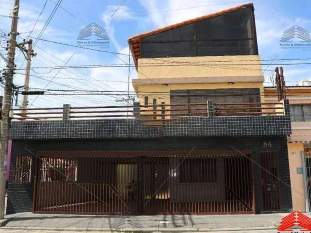 Sobrado a venda de 334 m² na Vila Carrão, 4 dormitórios, 5 banheiros, lavanderia, sala 2 ambientes, cozinha, Terraço, churrasqueira, salão de festas