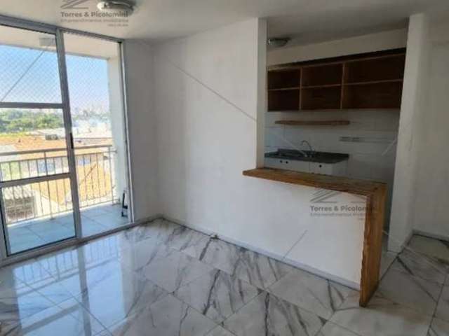 Apartamento a venda de 53 m² no Alto do Pari, 2 dormitórios, 1 banheiro, lavanderia, área de serviço, moveis planejados, varanda, cozinha planejada