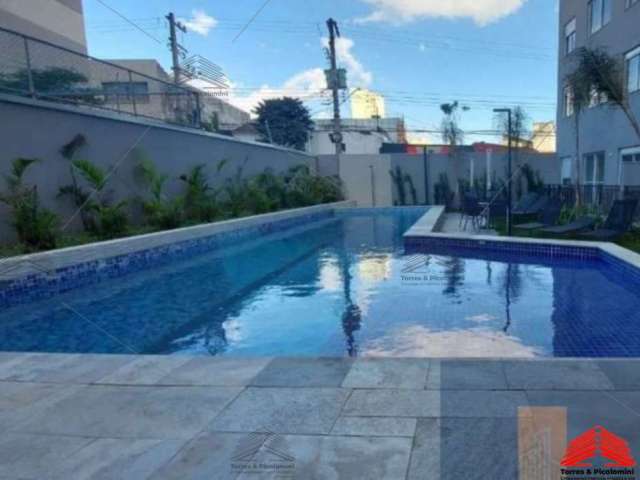 Apartamento à venda no Brás com 40 Metros, 2 quartos, sala 2 ambientes com sacada, 1 banheiro, 1 vaga de moto. Piscina, academia e mais