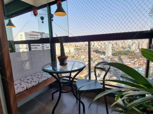 Apartamento à venda na Mooca com 69m², 2 quartos sendo 1 suíte, mobiliado, decorado, 2 vagas de garagem, lazer completo, piscina