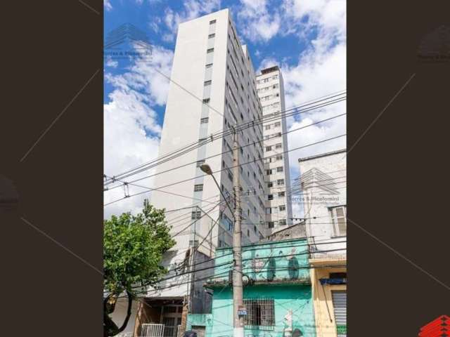 Apartamento a venda de 40 m² na Aclimação, 1 dormitório, 1 banheiro, lavandeira, área de serviço, sala, cozinha