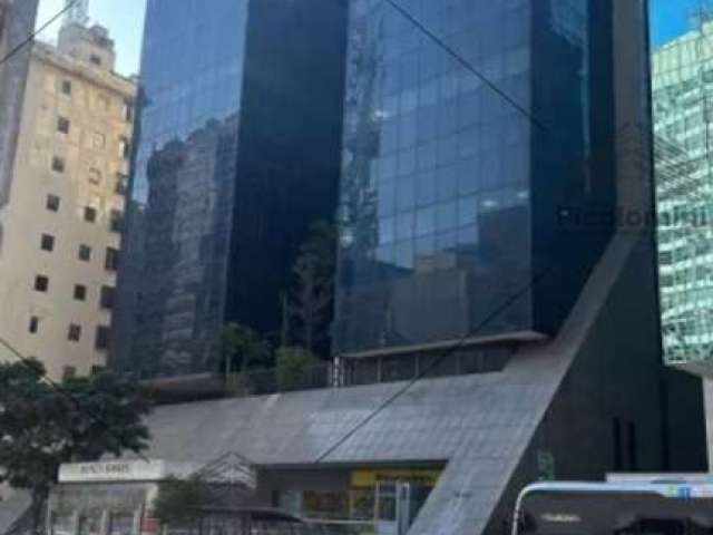 Excelente conjunto comercial na Avenida Paulista, 4 salas, copa, 4 banheiros, ao lado do Metrô Brigadeiro.