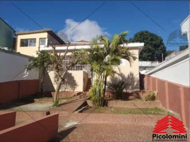 Casa Térrea Vila Formosa com 3 quartos, sala grande, 2 banheiros, dependencia de empregada, dispensa, quintal amplo com jardim 1 vaga de garagem,