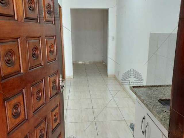 Casa de 80 m² a venda na Vila Prudente, com 2 dormitórios, 1 banheiro, cozinha americana, lavanderia, área de serviço, quintal