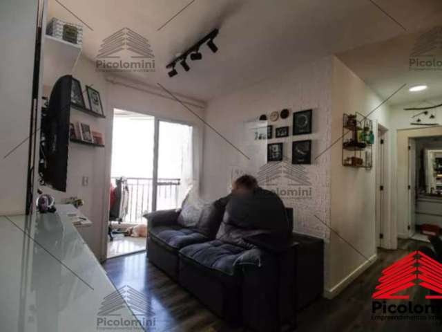 Apartamento na Vila Prudente Com 55 metros,, 2 quartos, 1 suíte, sacada Grill, 2 banheiros, 1 vaga, piscina e mais. Estuda Permuta por Sobrado