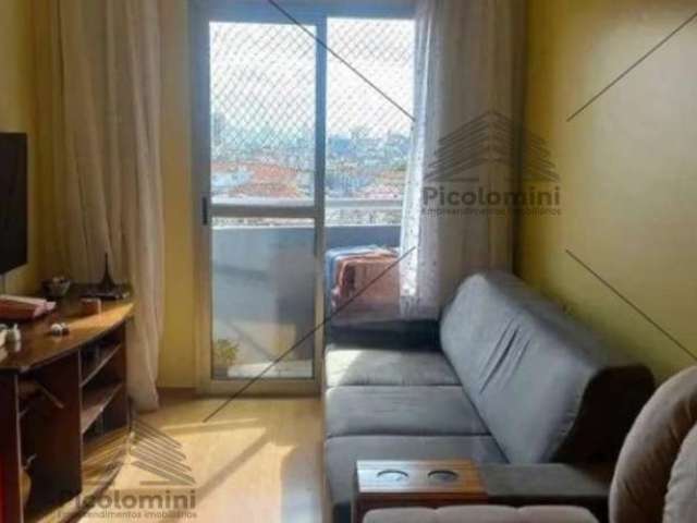 Apartamento Vila Esperança Próximo ao Metrô Vila Matilde com 74 metros, 3 quartos, 1 suíte, sacada, 2 banheiros, 1 vaga, piscina, espaço gourmet