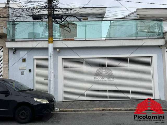 Sobrado Mooca em ótima Localização com 290 metros, 4 Dormitórios, suíte, closet, 4 banheiros, Quintal com churrasqueira, Edícula, 4 vagas de garagem