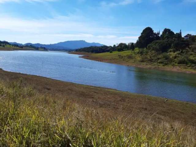 Loteamento privado a beira da represa com vista espetacular