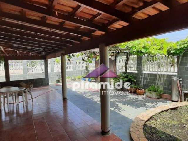 Casa com 3 dormitórios à venda, 261 m² por R$ 680.000,00 - Cidade Jardim - Caraguatatuba/SP