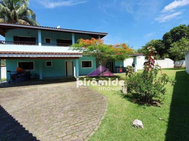 Casa com 3 dormitórios à venda, 240 m² por R$ 630.000,00 - Massaguaçu - Caraguatatuba/SP