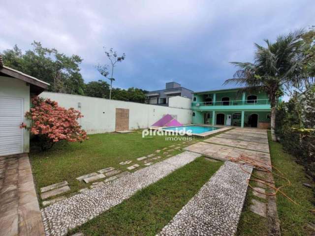 Casa com 3 dormitórios à venda, 130 m² por R$ 680.000,00 - Massaguaçu - Caraguatatuba/SP