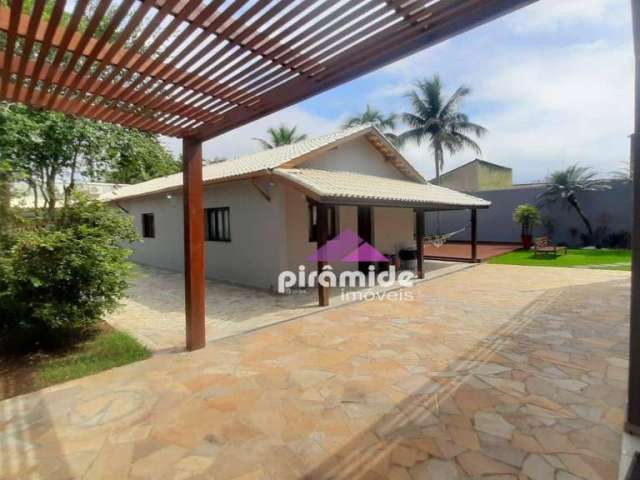 Casa com 3 dormitórios à venda, 458 m² por R$ 1.400.000,00 - Praia das Palmeiras - Caraguatatuba/SP