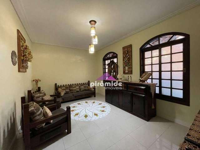 Casa com 3 dormitórios com edícula à venda, 199 m² por R$ 850.000 - Bosque dos Eucaliptos - São José dos Campos/SP