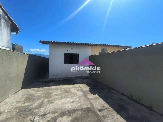 Casa com 2 dormitórios à venda, 60 m² por R$ 440.000,00 - Praia das Palmeiras - Caraguatatuba/SP