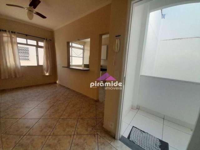 Apartamento com 2 dormitórios à venda, 67 m² por R$ 340.000,00 - Jardim Primavera - Caraguatatuba/SP