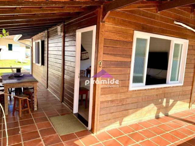 Casa com 2 dormitórios à venda, 108 m² por R$ 850.000,00 - Toninhas - Ubatuba/SP