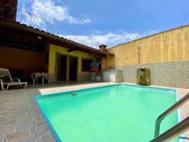 Casa com piscina para locação ou venda no caiçara.