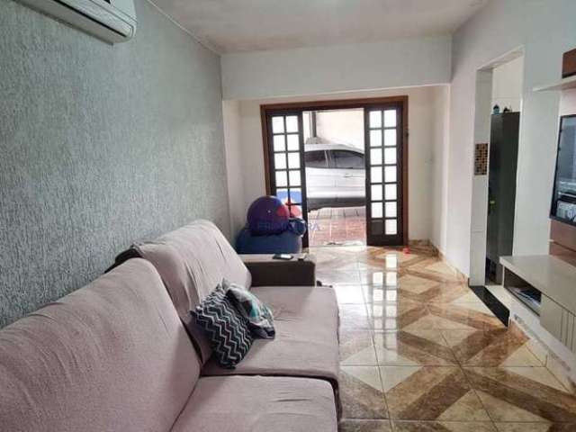 Casa com 2 quartos à venda na Avenida dos Jatobás, 22, Jardim Samambaia, Praia Grande, 237 m2 por R$ 450.000