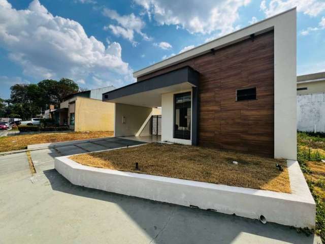 CASA Nova com piscina no Condomínio Forest Hills. Ac. Financiamento, Veja agora!