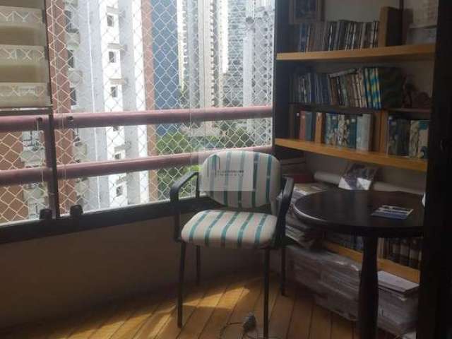 Apartamento a venda com 03 Dorm. suíte e 2 vagas na Vila Mariana  -  São Paulo