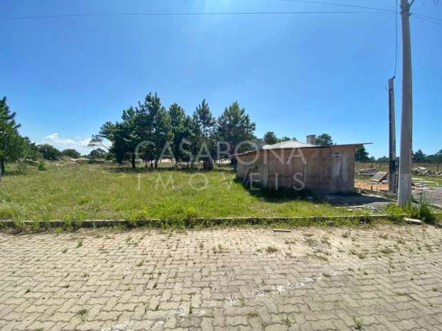 Terreno à venda na Rua R, Tupancy, Arroio do Sal por R$ 96.000