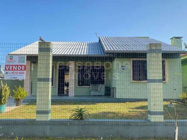 Casa com 4 quartos à venda na Rua Rolante, 92, Vista Alegre, Arroio do Sal por R$ 680.000