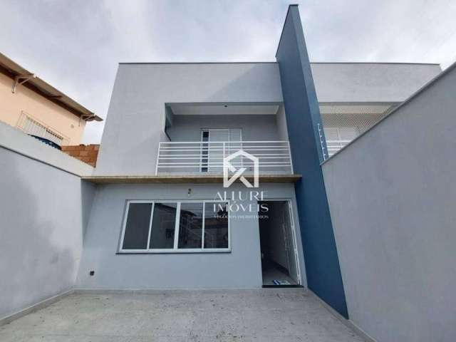 Casa com 3 dormitórios à venda, 210 m² por R$ 930.000,00 - Monte Castelo - São José dos Campos/SP