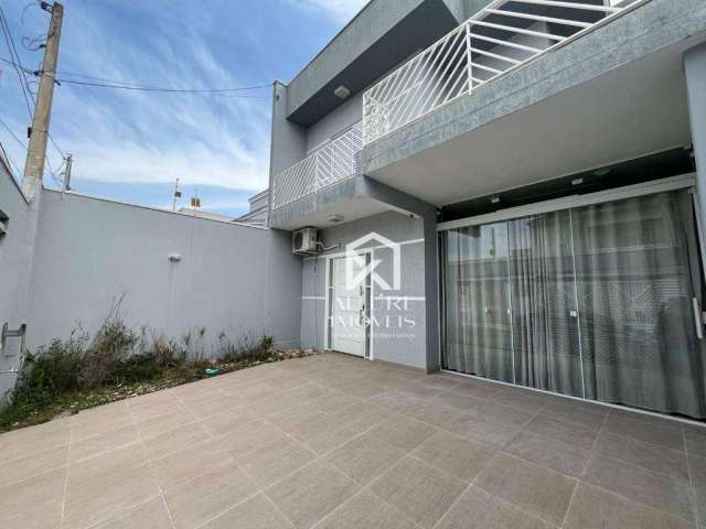 Casa com 3 dormitórios à venda, 135 m² por R$ 760.000,00 - Villa Branca - Jacareí/SP