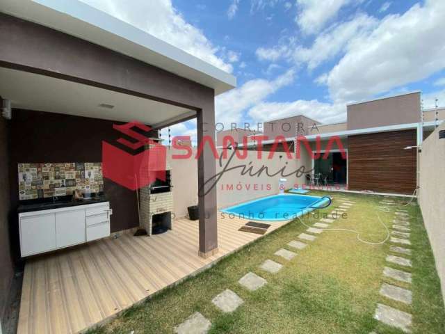 Casa semi mobiliada, com piscina em Arembepe