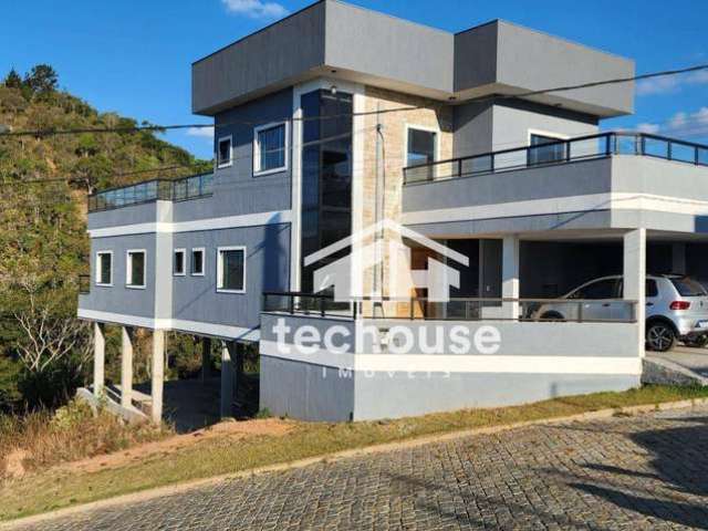 Casa com 3 dormitórios, 303 m² - venda por R$ 1.450.000,00 ou aluguel por R$ 6.028,00/mês - Albuquerque - Teresópolis/RJ