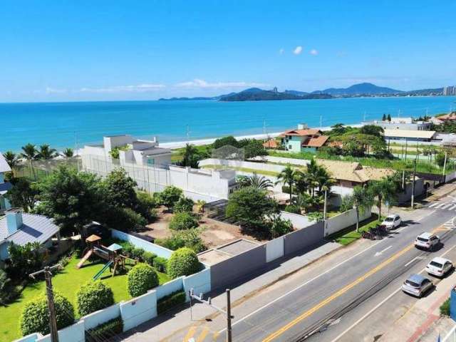 Apartamento 100% Mobiliado com Vista Mar