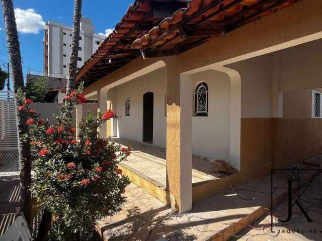 Casa Padrão, 240 m² - Jardim Mariana