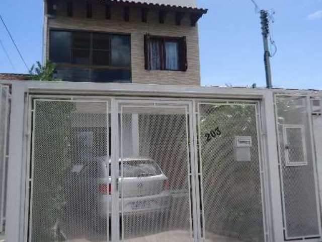 Casa com 3 quartos à venda na Rua Francisca Prezzi Bolognesi, --, Hípica, Porto Alegre, 177 m2 por R$ 595.000
