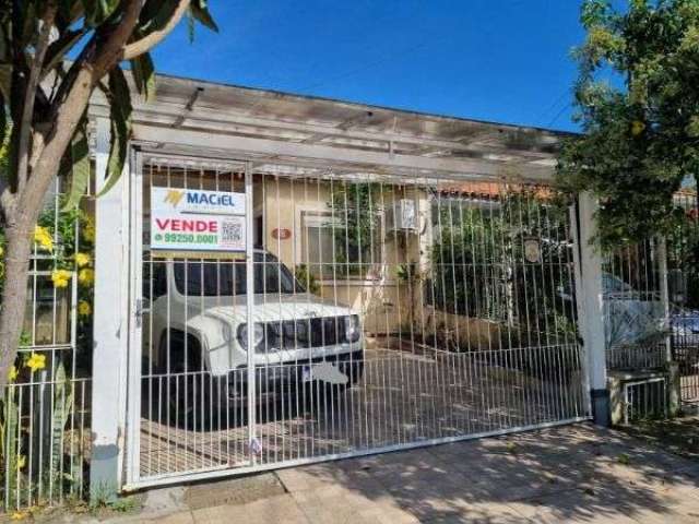 Casa com 2 quartos à venda na Rua Rudy Thomaz Bolognesi, Hípica, Porto Alegre, 60 m2 por R$ 277.000