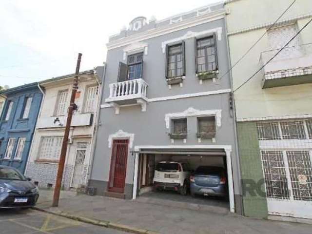 Casa com 3 quartos à venda na Rua Gaspar Martins, Floresta, Porto Alegre, 222 m2 por R$ 775.000