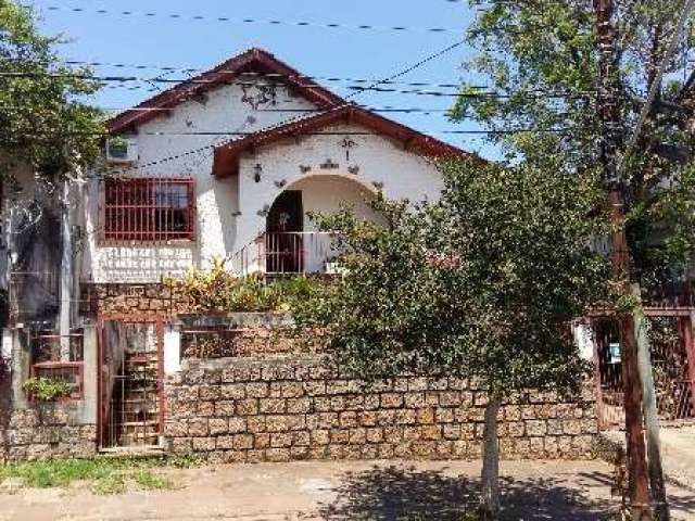 Casa com 2 quartos à venda na Avenida Silva Paes, --, Medianeira, Porto Alegre, 128 m2 por R$ 530.000