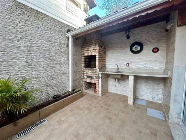 Casa com 4 dormitórios à venda, 238 m² por R$ 990.000,00 - Jardim Três Marias - Guarujá/SP