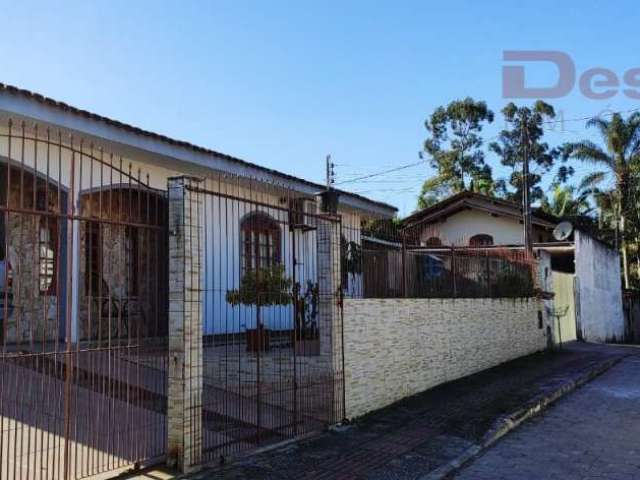 Casa no Bairro Bom Viver  -  Biguaçu